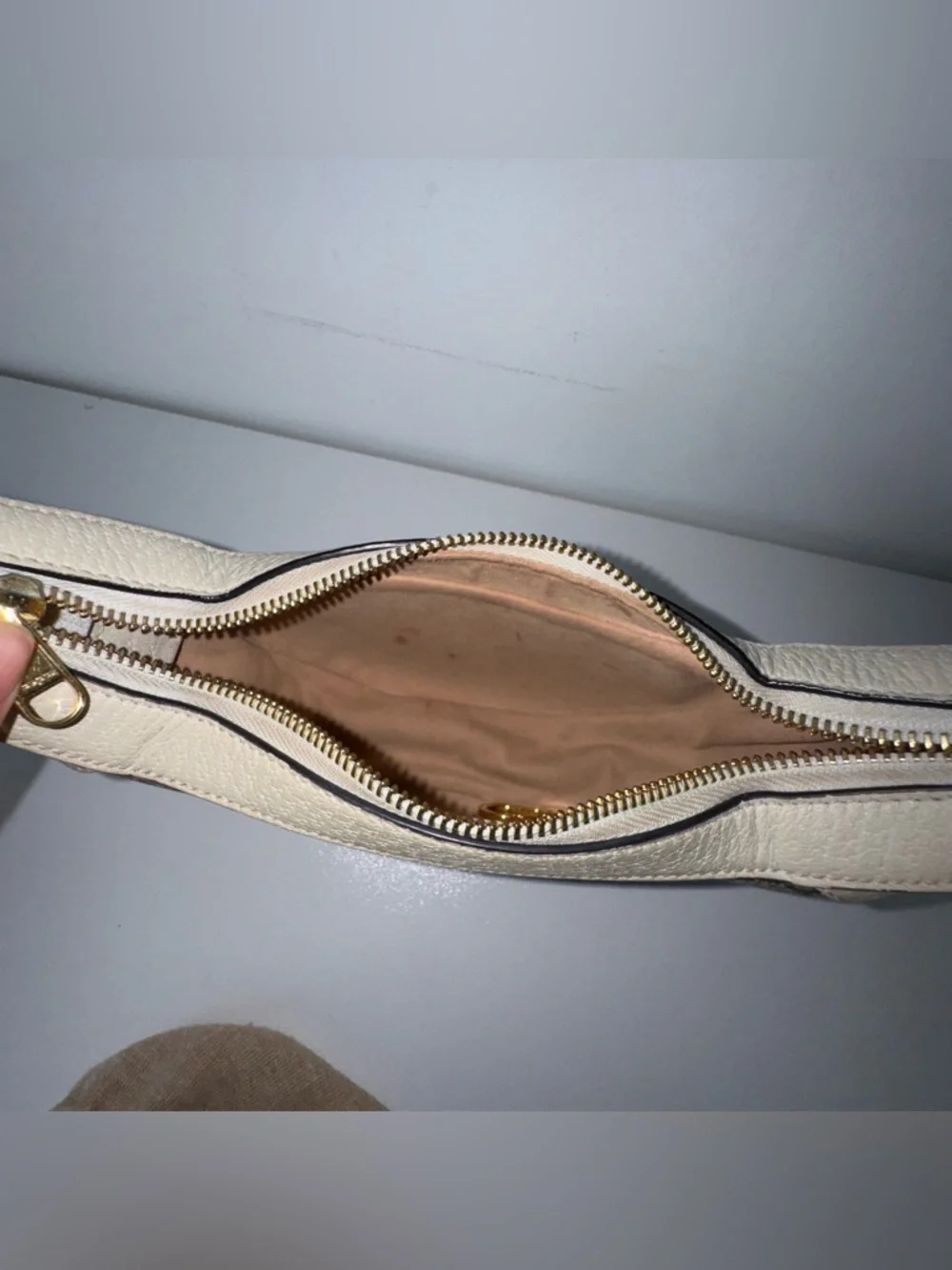 Gucci Ophidia  - Beige Supreme Shoulder Bag with Red & Blue stipe - Picture 13 of 16